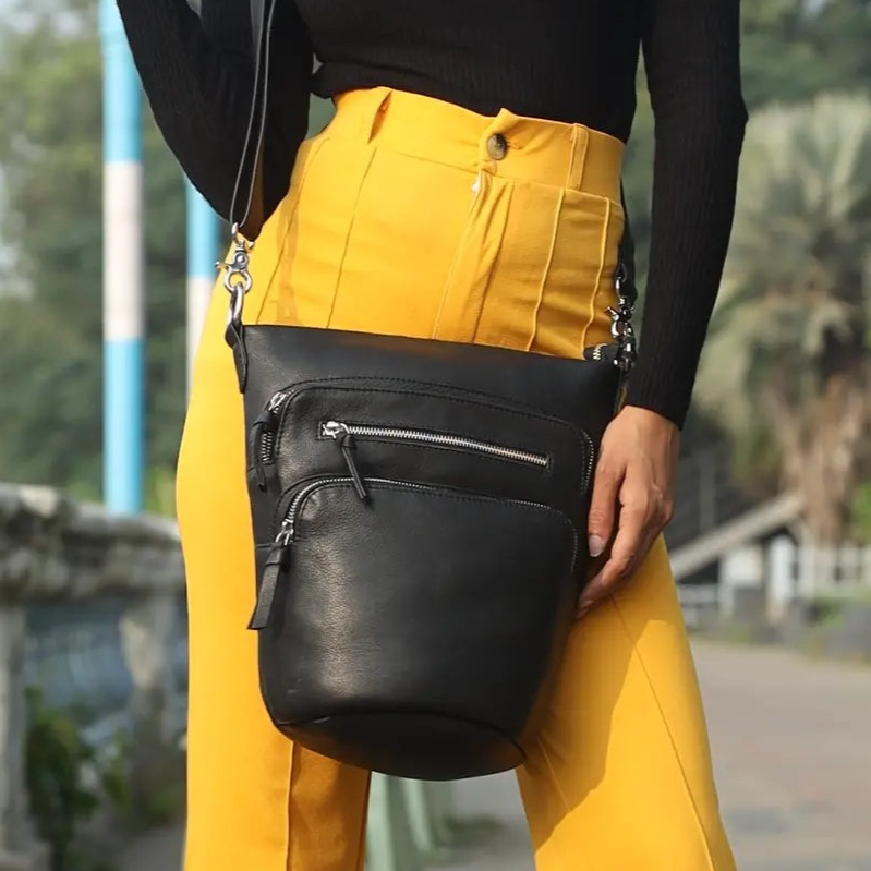 Nicosia I Sort Skuldertaske – Fantastisk Tilbud!